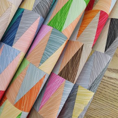 0.8mm カラフルな幾何学的なデザイン PVC革 ハンドバッグ 梱包ボックス 電話ケース 装飾用