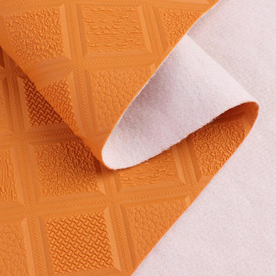 PVC滑り止め菱形エンボス加工スタイル人工合成皮革、車のフットカーシートソファ装飾バッグフェイクレザー生地用