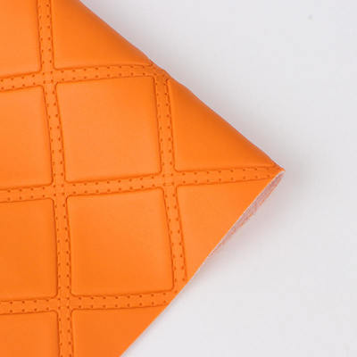 PVCロンブス パンチング 彫刻式 カー用 人工合成革 足 カーシート ソファ 装飾 バッグ 偽造革 布