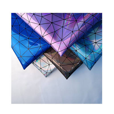 特殊PUレーザーミラー三角化 合成革 荷物 ハンドバッグ 靴 化粧品 バッグ 革布