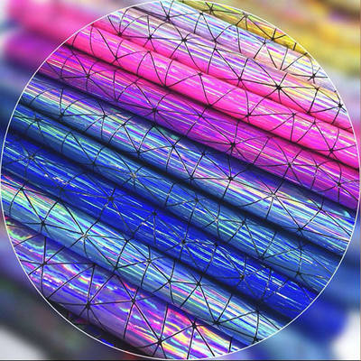 特殊PUレーザーミラー三角化 合成革 荷物 ハンドバッグ 靴 化粧品 バッグ 革布