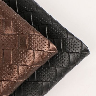 PVC合成人工皮革ピンホール織りグレインソフトベッドカーシートカバー、椅子、ソファ、靴、車用