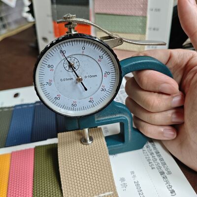 六角凸字バスケットボール 質感 PVC 合成革 ロール 袋用人工革 車内家具