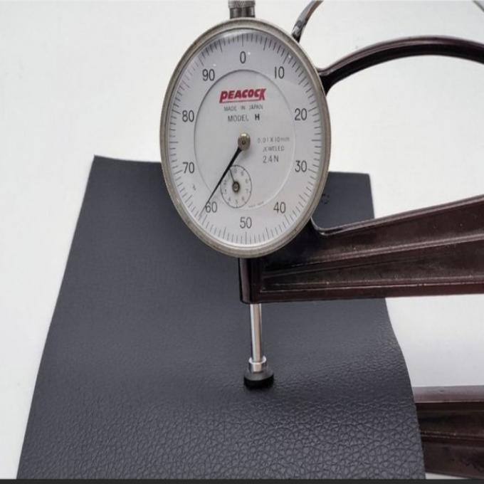 0.6mm PVCレザー 車のシートカバー用 防水 耐摩耗性 10